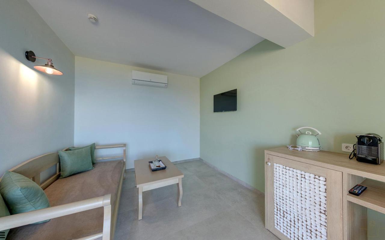 Spiros-Soula Thematic Suites Agia Pelagia  Exterior photo